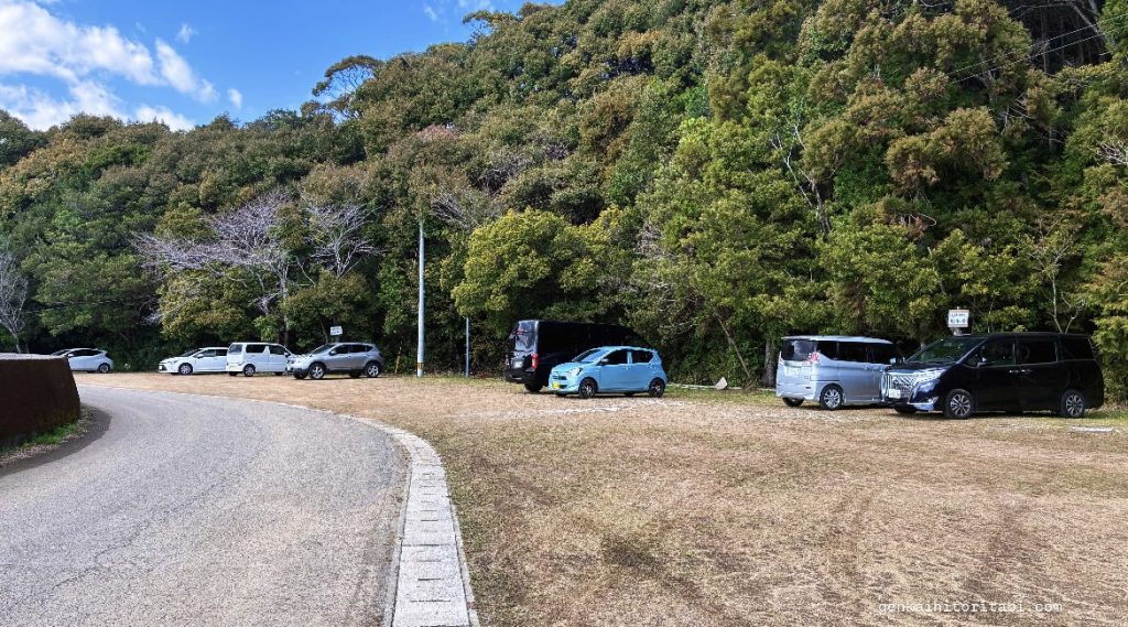 パワースポット　鳴無神社　駐車場