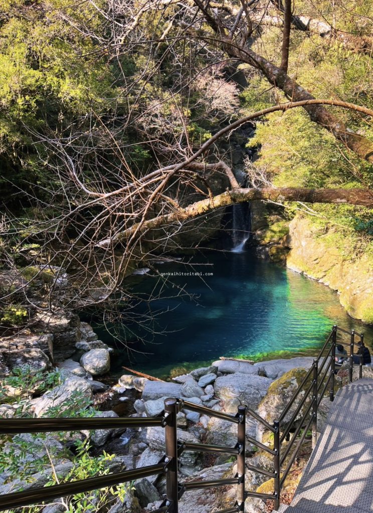 高知観光おすすめ 仁淀ブルー にこ淵